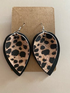 Leopard Double Leaf earrings-Black