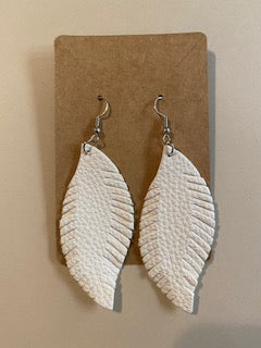 Leaf earrings-White